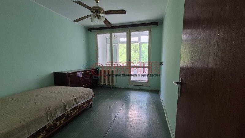 Berceni, Izvorul Crisului, 3 camere sector 4,